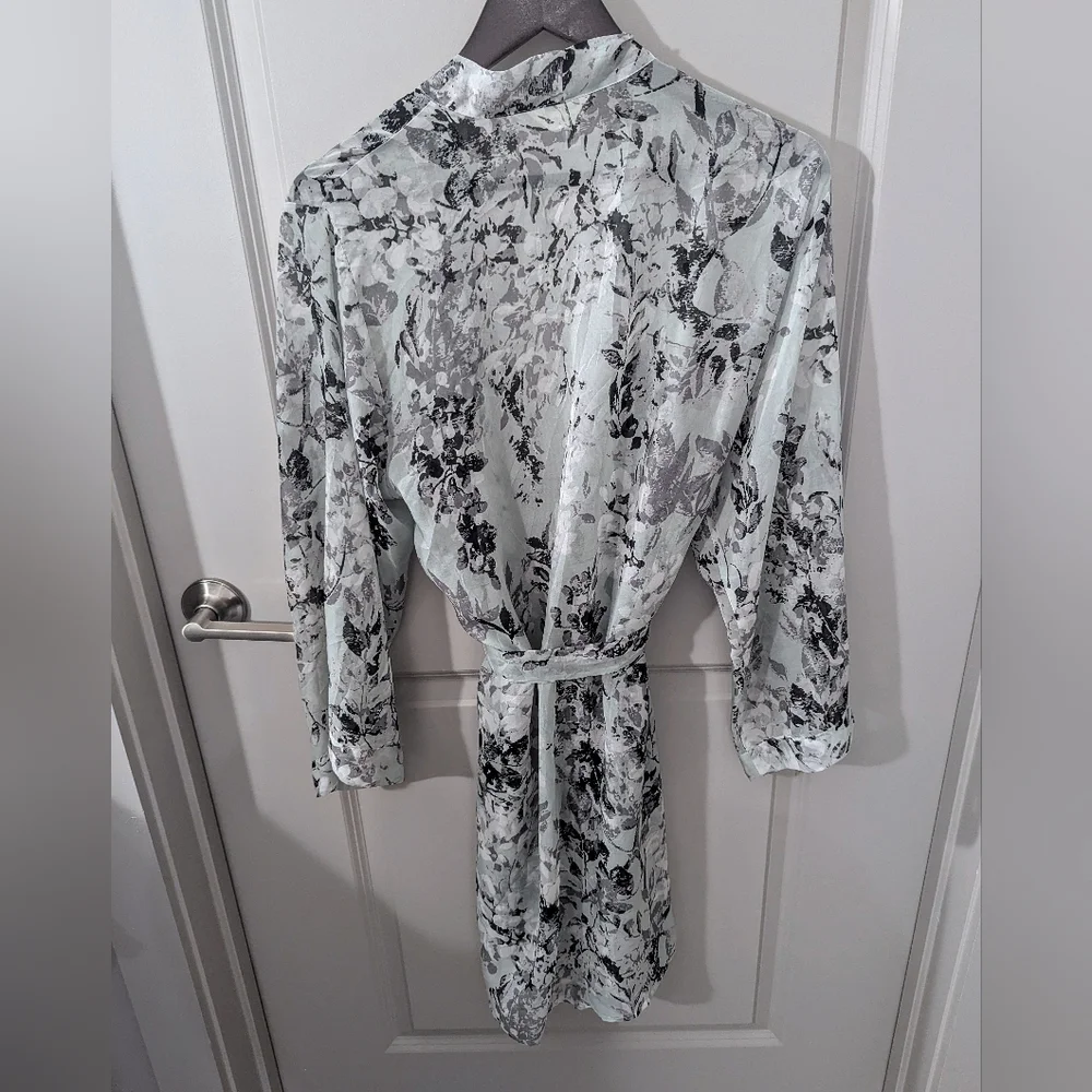 ⭐*New w/o Tags!* Soma Sage Watercolor Chiffon Short Robe/Kimono L/XL - Picture 5 of 5